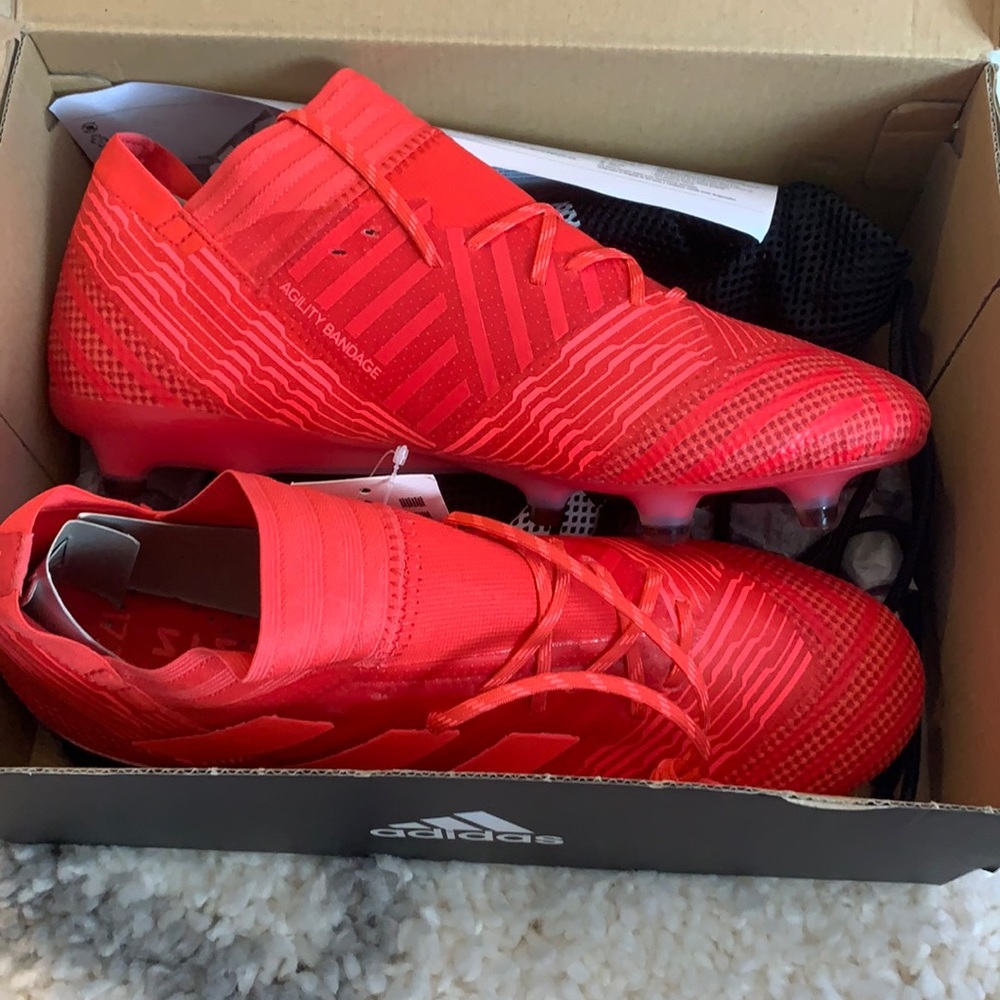 Adidas Nemeziz Cleats! Brand New Size 7.5